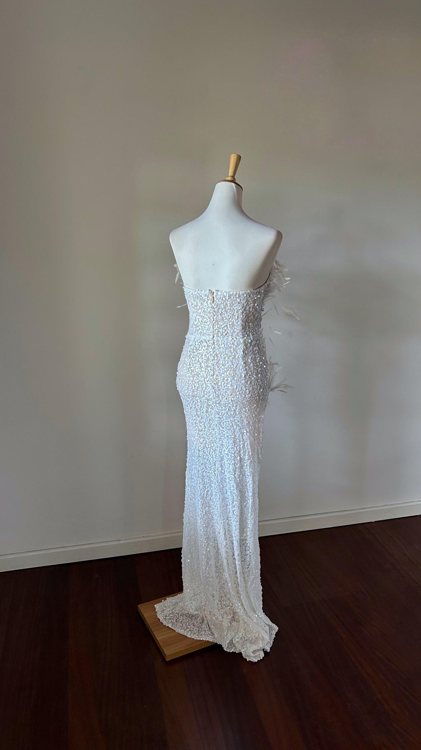Plume white