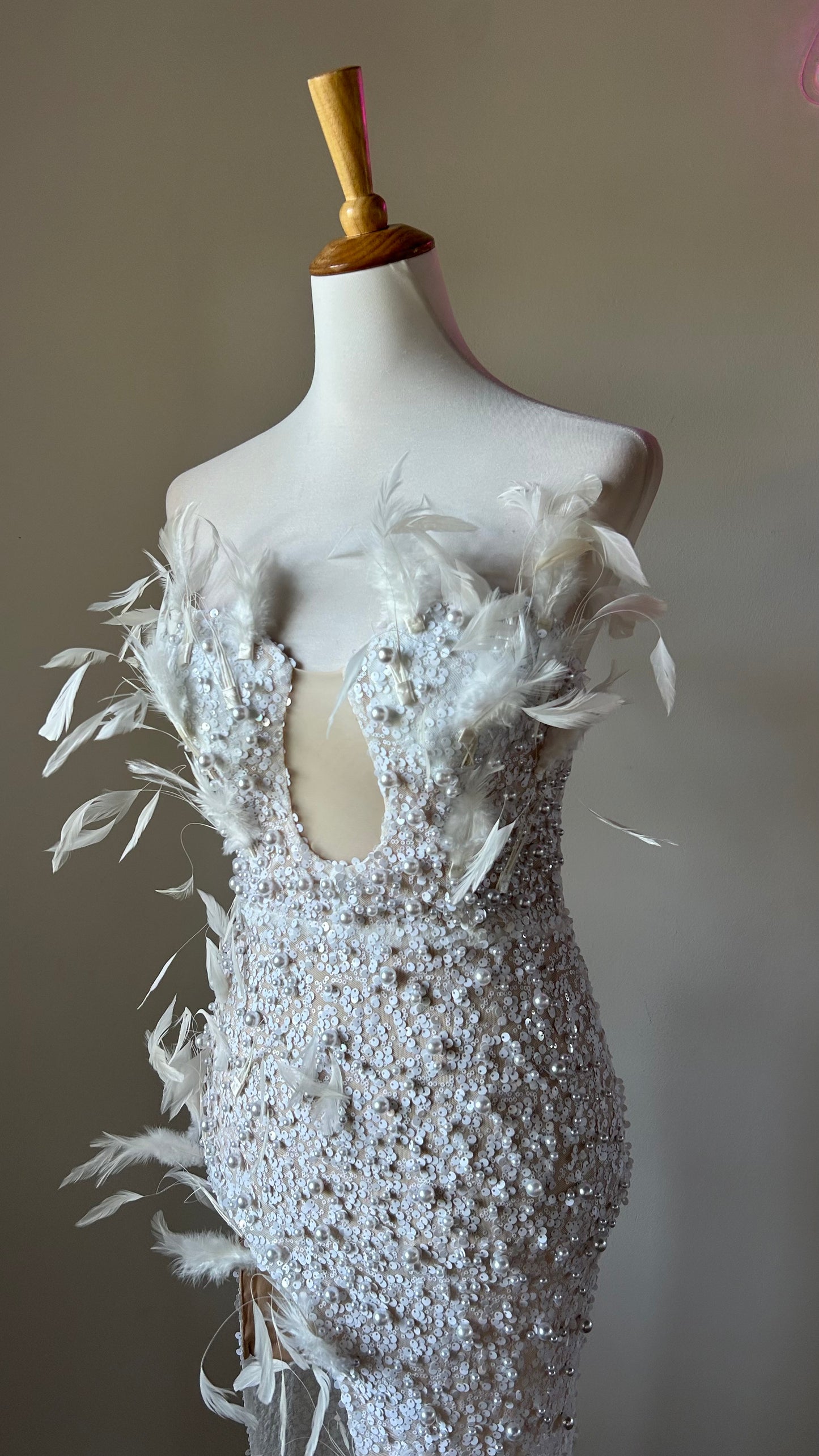 Plume white